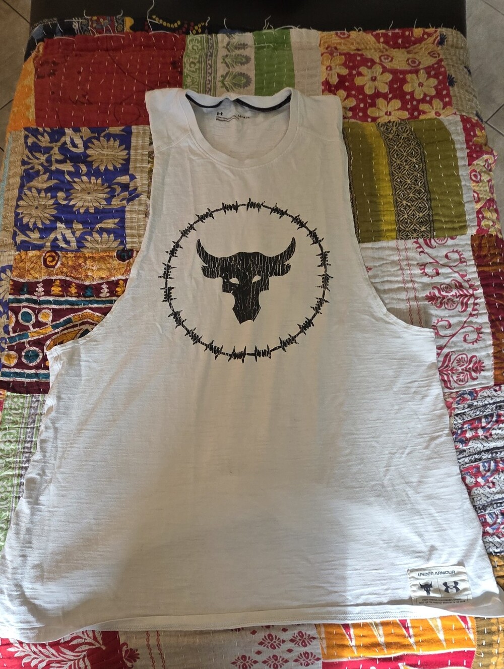 Under ARMOR White Sleeveless Muscle Tank with Bull Graphic